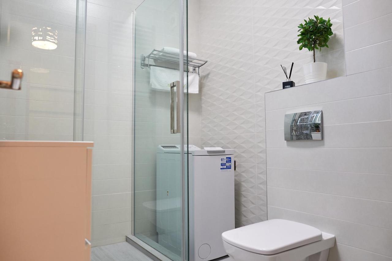 Ambient Holiday Apartment Beach Resort Navodari Bagian luar foto