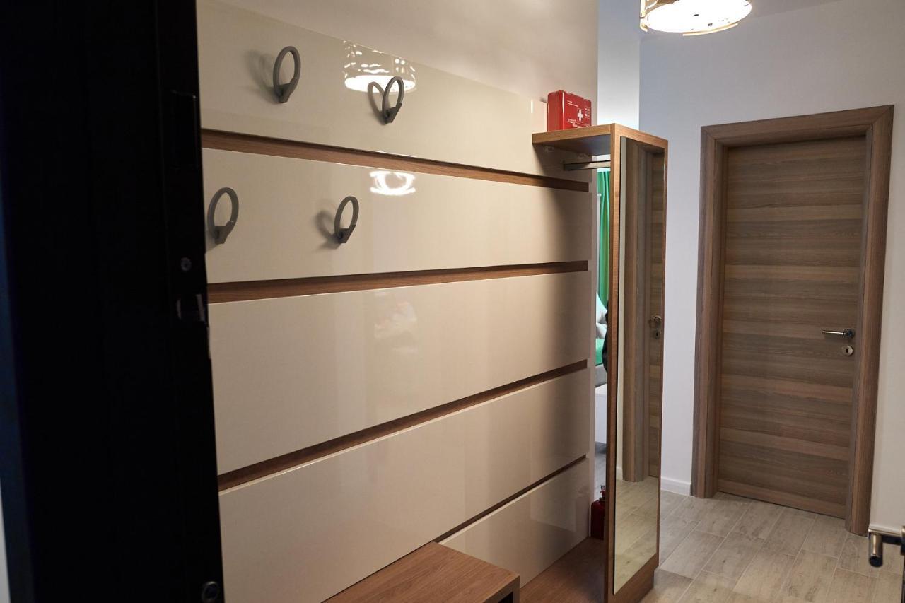Ambient Holiday Apartment Beach Resort Navodari Bagian luar foto